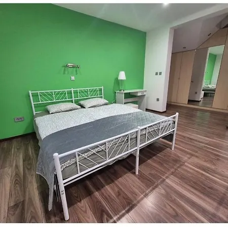 Apartma Pri Lovcu * Trzin